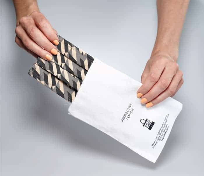 pouch_mulberry.jpg pouch_mulberry.jpg