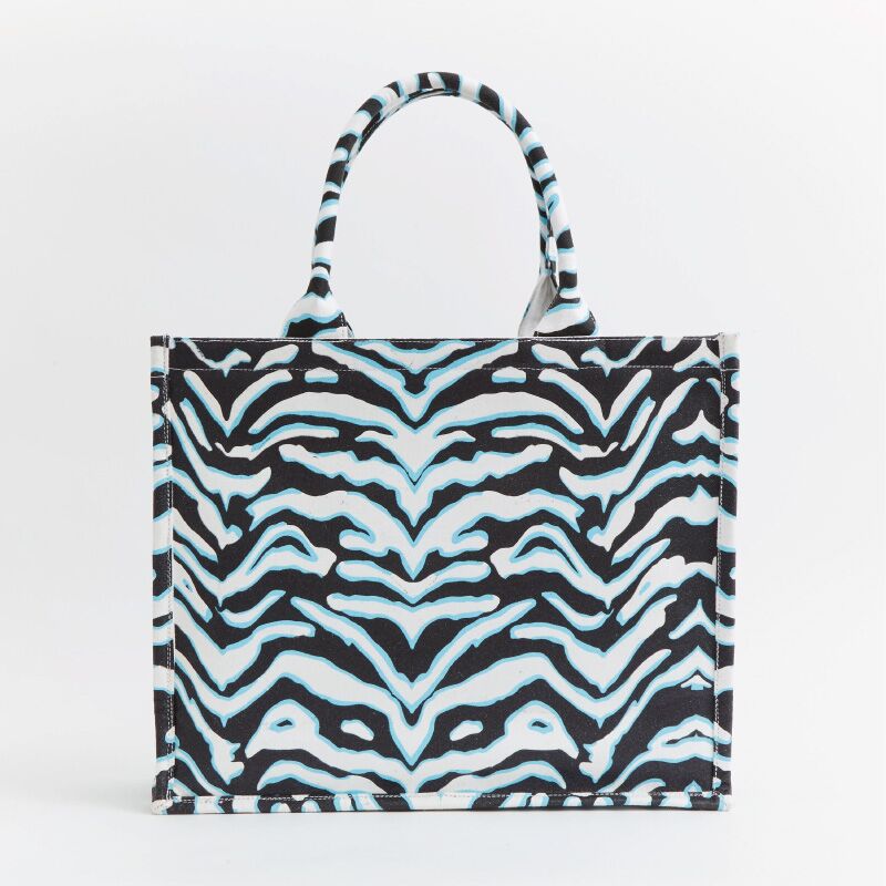 large-tote-halpern-01 large-tote-halpern-01