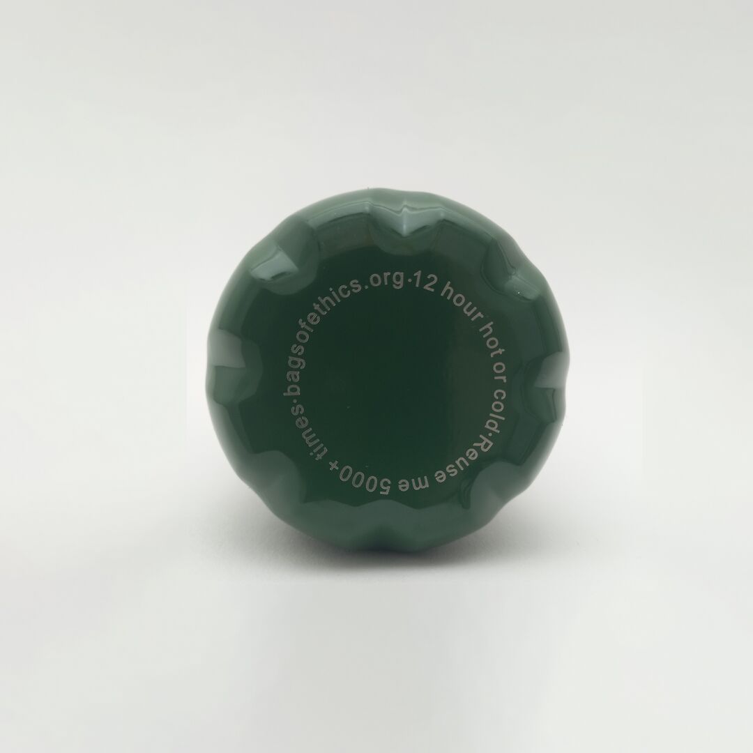 reusable-drinks-bottle-royal-green-3 reusable-drinks-bottle-royal-green-3